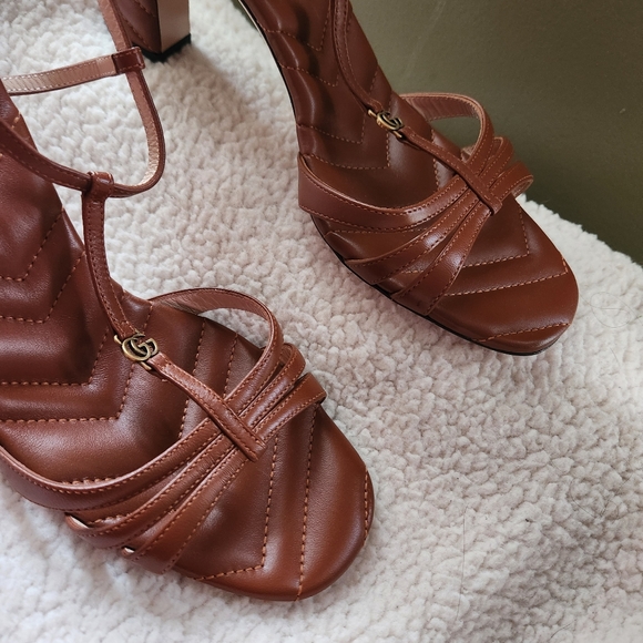 Gucci GG Marmont T-Strap Heeled Sandals READ DESCRIPTION - Picture 2 of 5
